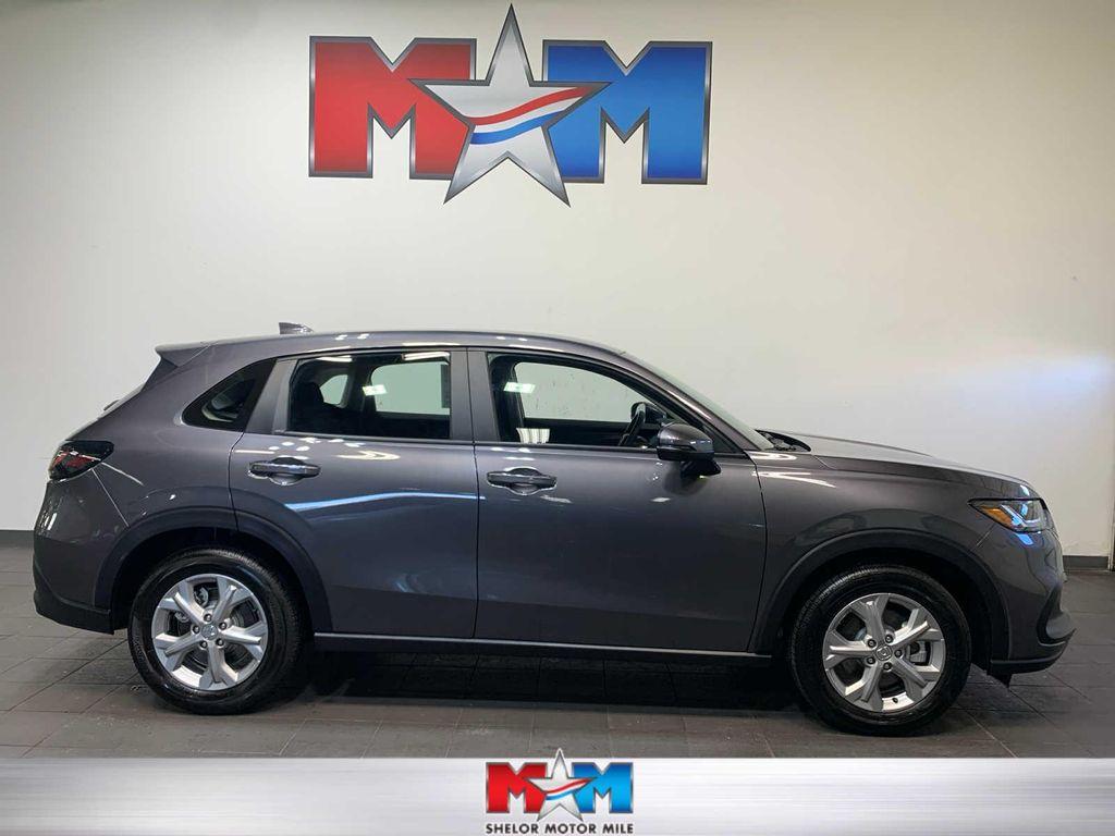 used 2025 Honda HR-V car, priced at $27,989