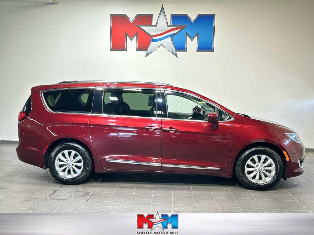 used 2019 Chrysler Pacifica car, priced at $12,486