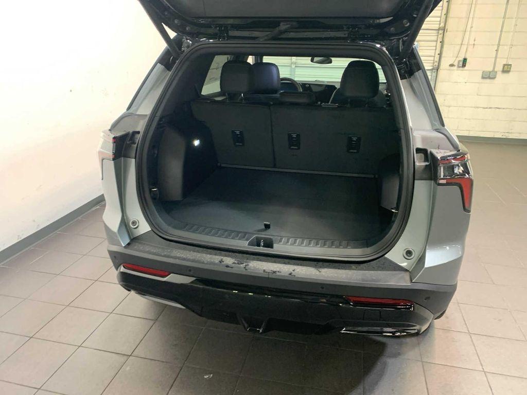 new 2026 Chevrolet Equinox car, priced at $36,945