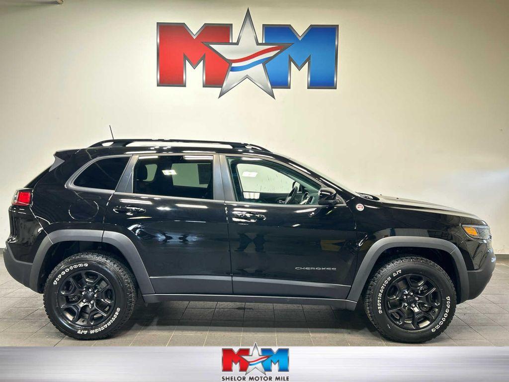 used 2022 Jeep Cherokee car, priced at $34,686