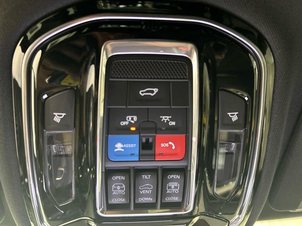 used 2024 Jeep Grand Cherokee car, priced at $45,486