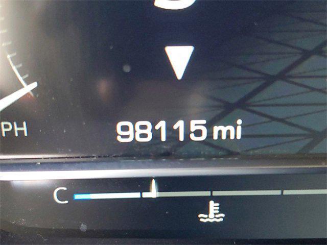 used 2022 GMC Yukon car, priced at $41,990