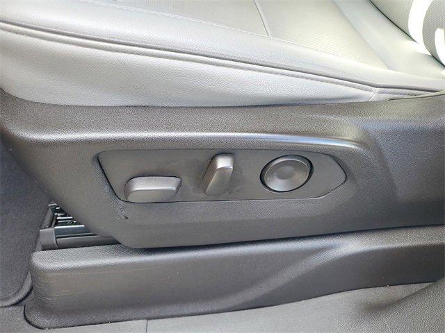 used 2022 GMC Yukon car, priced at $41,990