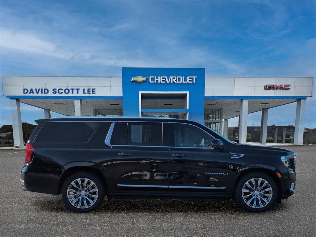 used 2024 GMC Yukon XL car, priced at $72,990