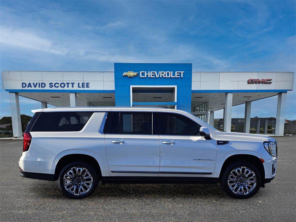 used 2023 GMC Yukon XL car, priced at $74,990