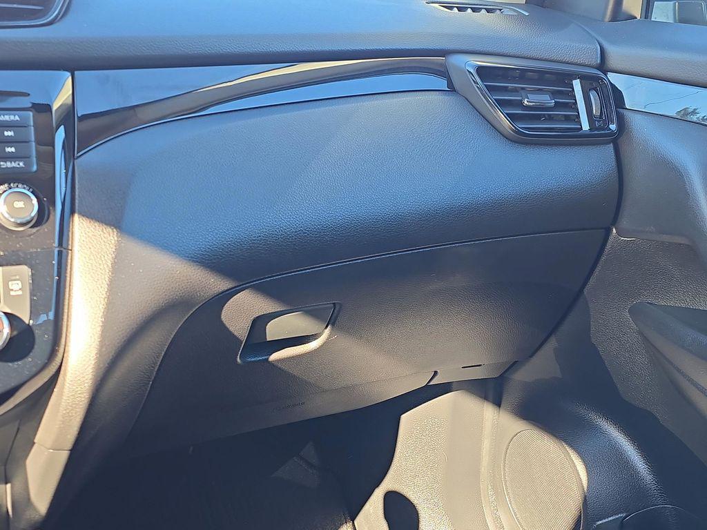 used 2022 Nissan Rogue Sport car, priced at $19,990