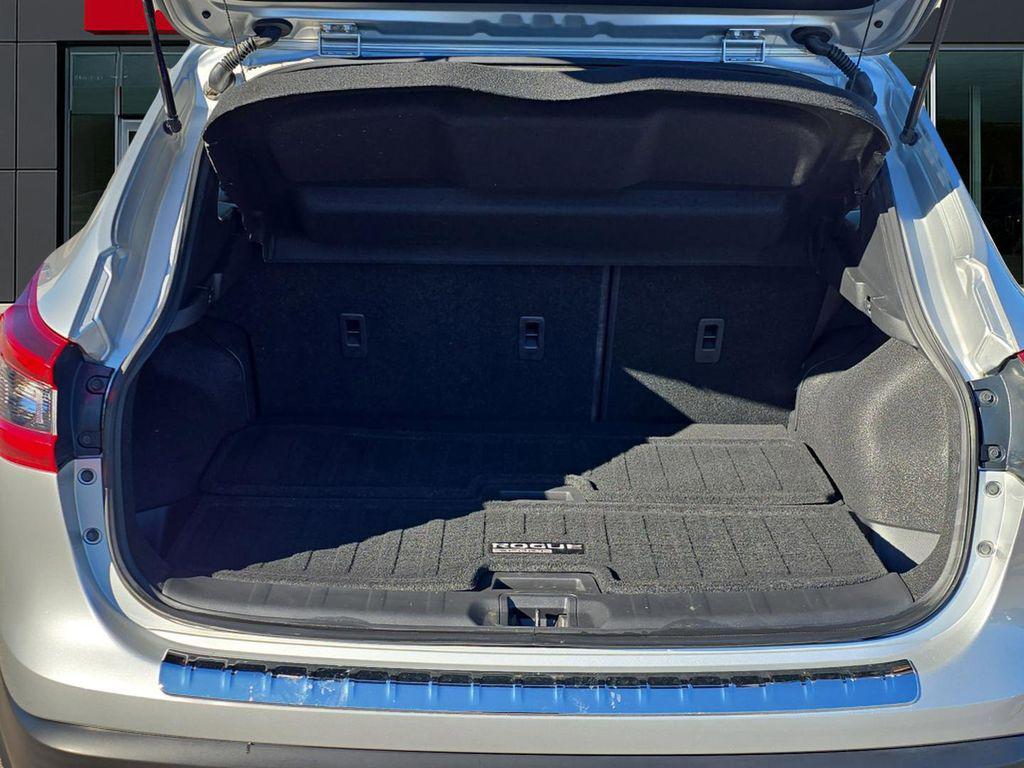 used 2022 Nissan Rogue Sport car, priced at $19,990