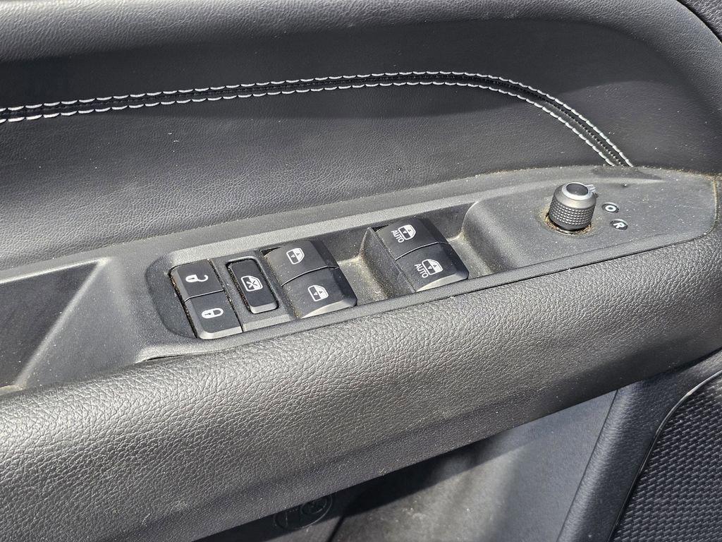used 2023 Jeep Compass car, priced at $22,990