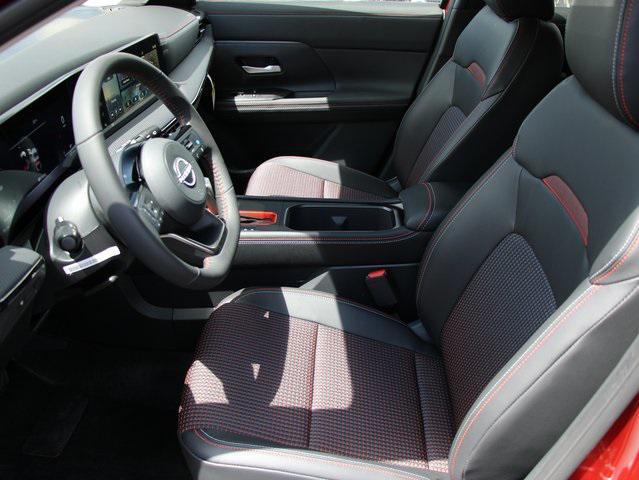 new 2025 Nissan Kicks car, priced at $30,970