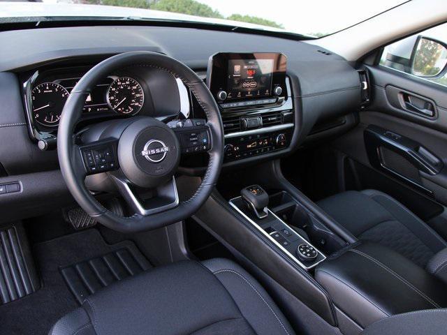 used 2025 Nissan Pathfinder car, priced at $33,867
