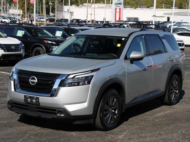 used 2025 Nissan Pathfinder car, priced at $33,867