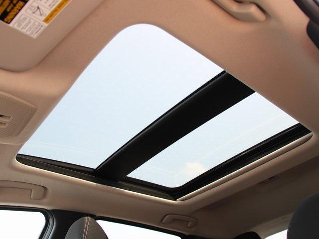 new 2025 Nissan Kicks car, priced at $28,980