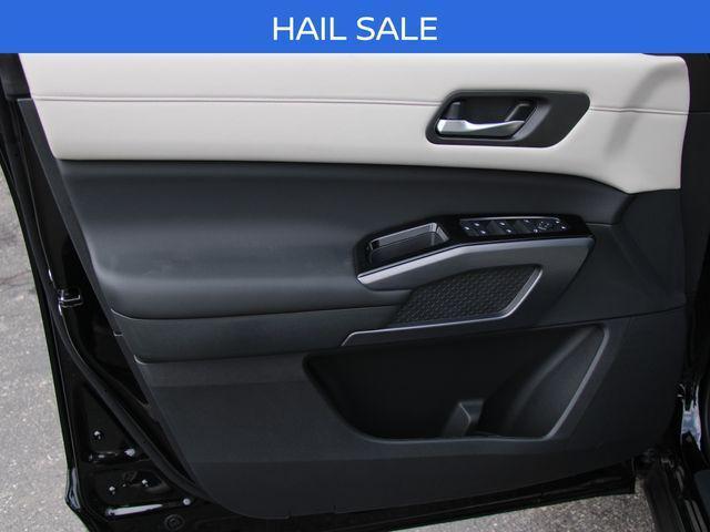 new 2026 Nissan Pathfinder car, priced at $45,213