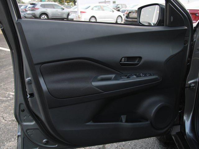 new 2025 Nissan Kicks car, priced at $24,365