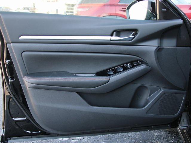 new 2025 Nissan Altima car, priced at $29,400