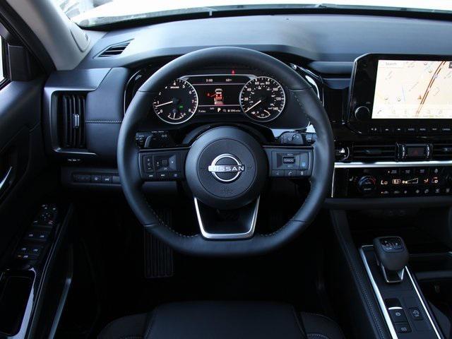 new 2025 Nissan Pathfinder car, priced at $42,750