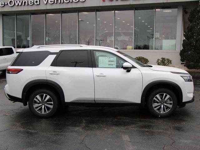 new 2025 Nissan Pathfinder car, priced at $39,217