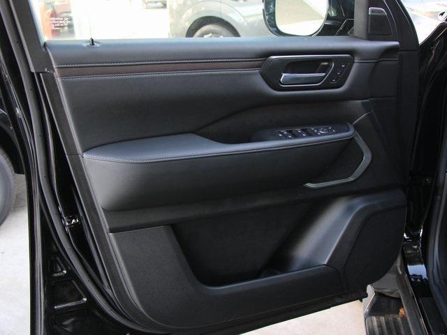 new 2025 Nissan Armada car, priced at $77,160