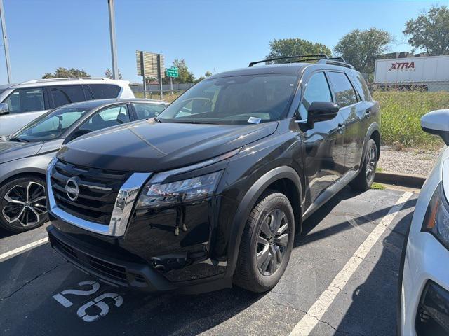 new 2025 Nissan Pathfinder car, priced at $36,390