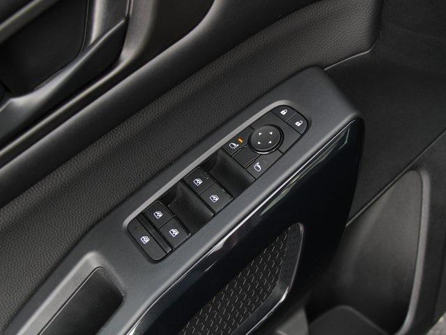 used 2025 Nissan Pathfinder car, priced at $33,625