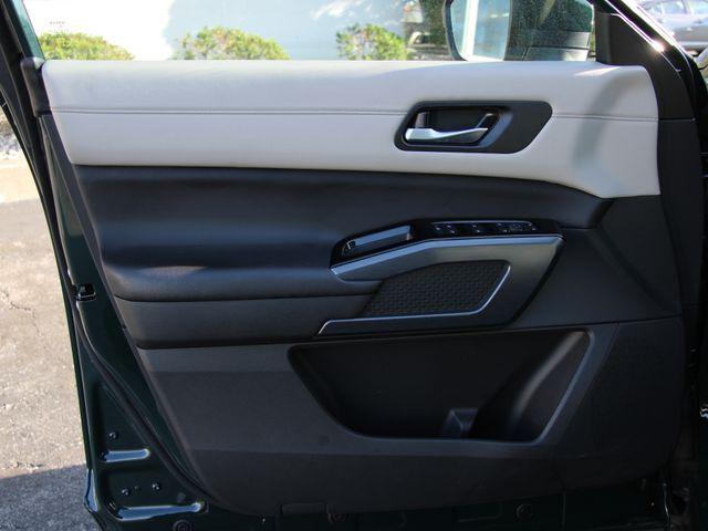 used 2025 Nissan Pathfinder car, priced at $39,499