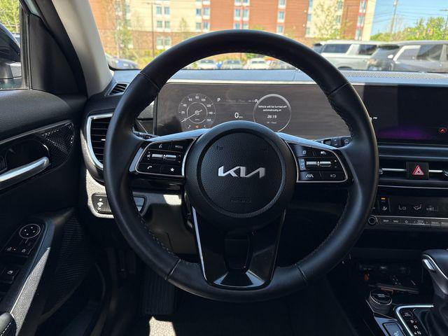 used 2024 Kia Seltos car, priced at $25,519