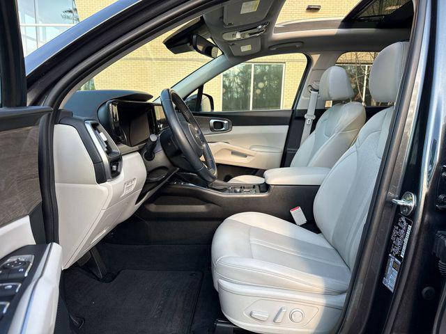 used 2022 Kia Sorento car, priced at $28,657