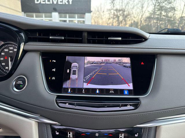 used 2022 Cadillac XT5 car, priced at $24,411