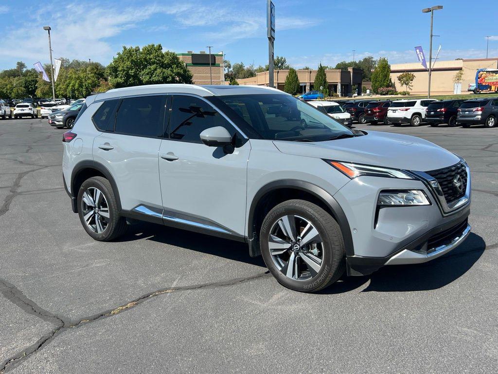 2023 Boulder Gray Pearl Nissan Rogue