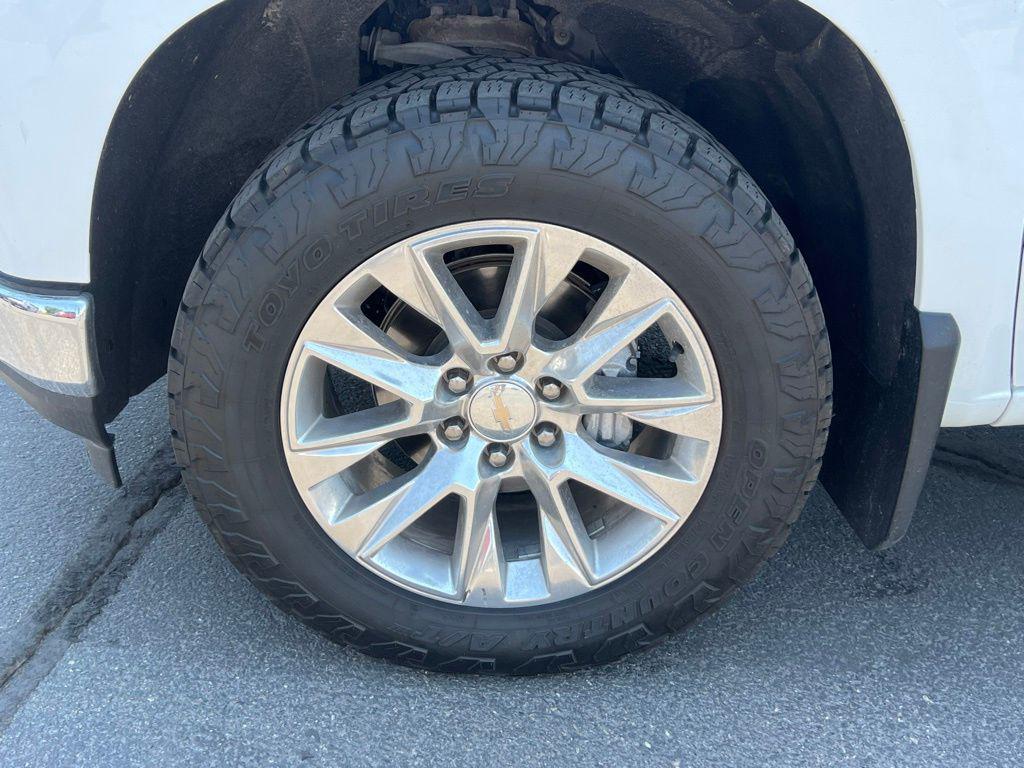 2022 Summit White Chevrolet Silverado 1500