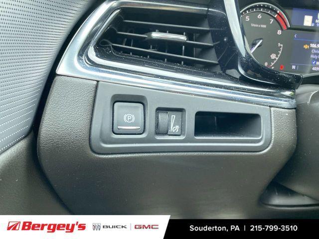 used 2021 Cadillac XT6 car, priced at $30,395