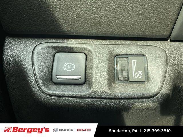 used 2023 GMC Acadia car, priced at $28,795