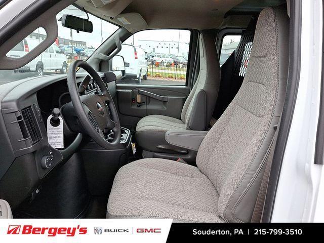 new 2025 GMC Savana 3500 car, priced at $52,702