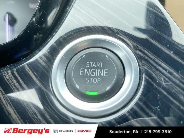 used 2025 Cadillac XT6 car, priced at $39,995