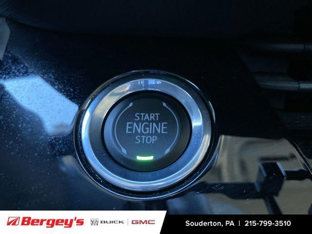 used 2025 Buick Envision car, priced at $28,395