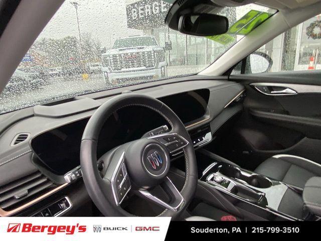 used 2025 Buick Envision car, priced at $30,995