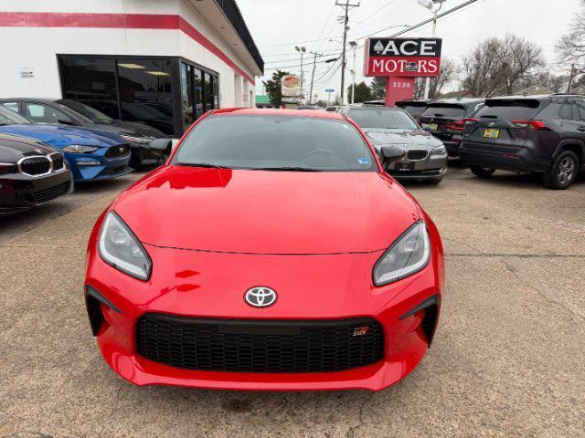 used 2024 Toyota GR86 car, priced at $30,999