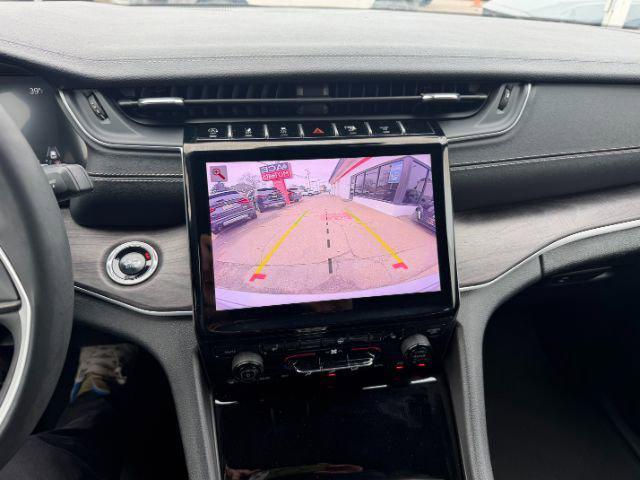 used 2024 Jeep Grand Cherokee car, priced at $28,999