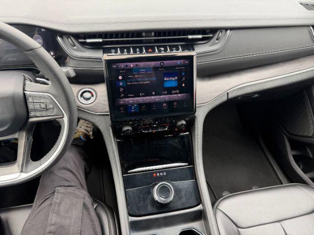 used 2024 Jeep Grand Cherokee car, priced at $28,999