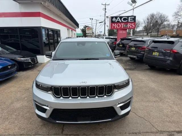 used 2024 Jeep Grand Cherokee car, priced at $26,999