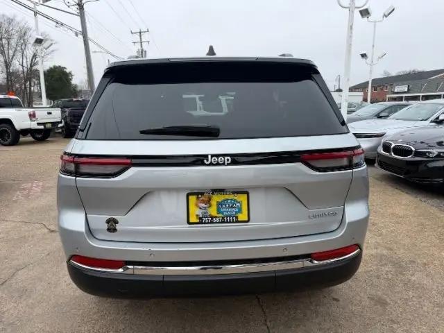 used 2024 Jeep Grand Cherokee car, priced at $26,999