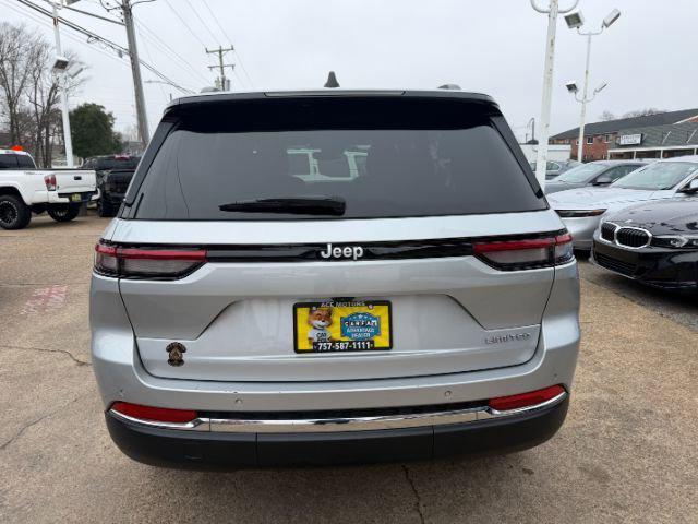 used 2024 Jeep Grand Cherokee car, priced at $28,999