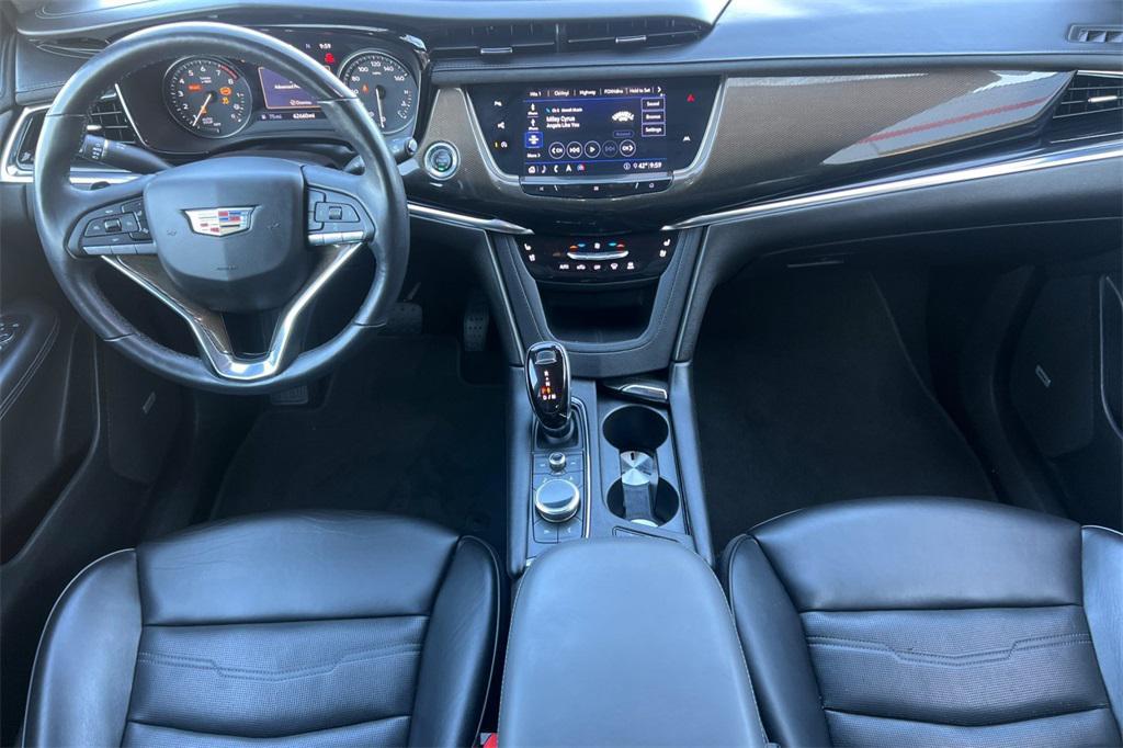 used 2020 Cadillac XT6 car, priced at $24,998