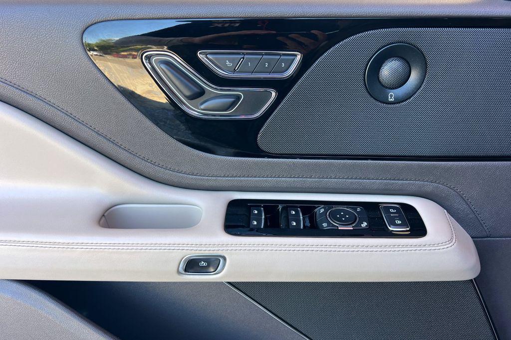 used 2020 Lincoln Aviator car, priced at $29,494