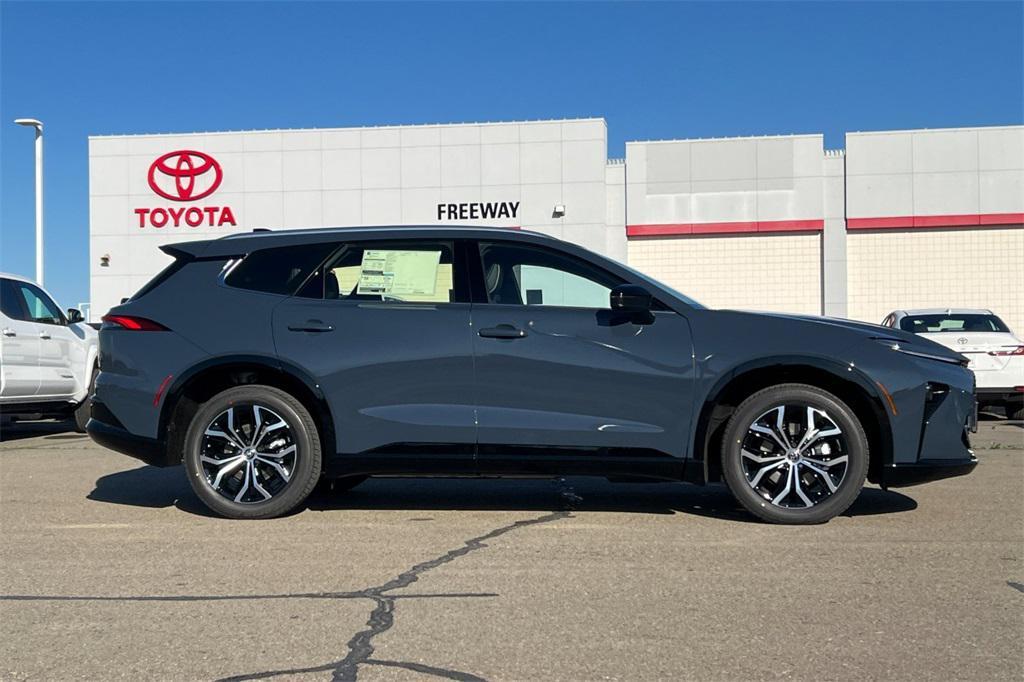 new 2026 Toyota Crown Signia car, priced at $46,704