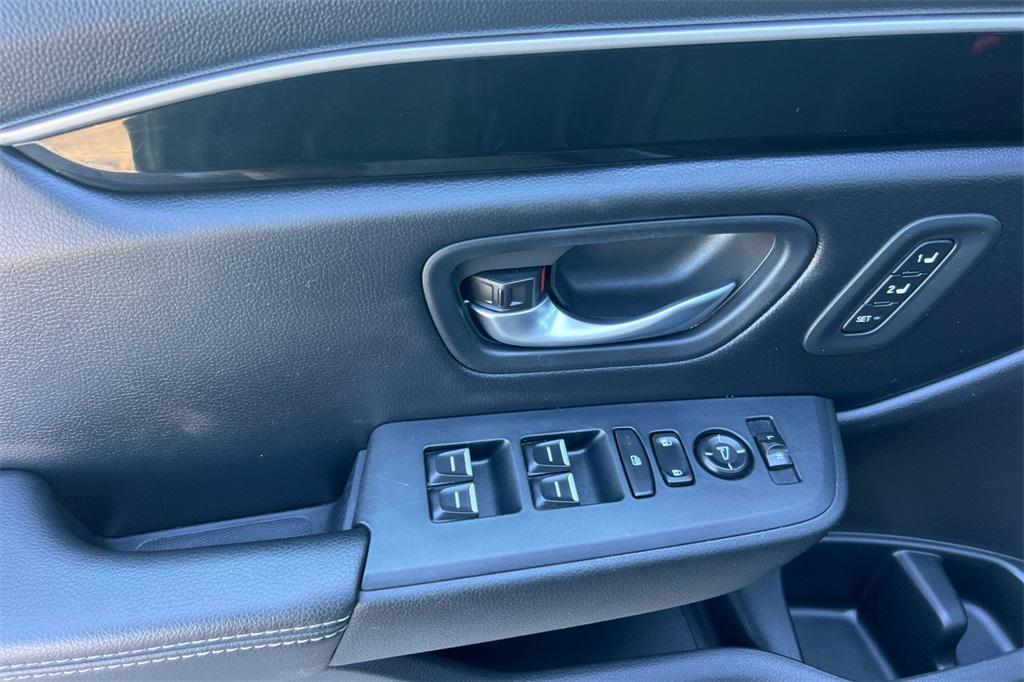 used 2024 Honda Pilot car, priced at $36,940