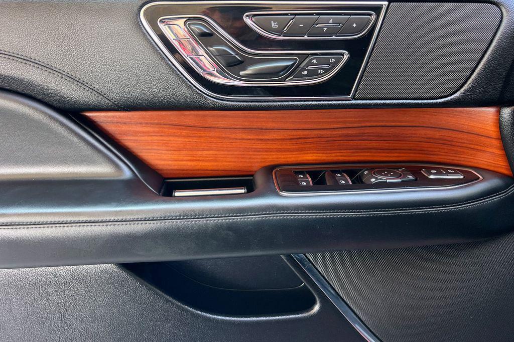 used 2018 Lincoln Navigator car, priced at $28,992