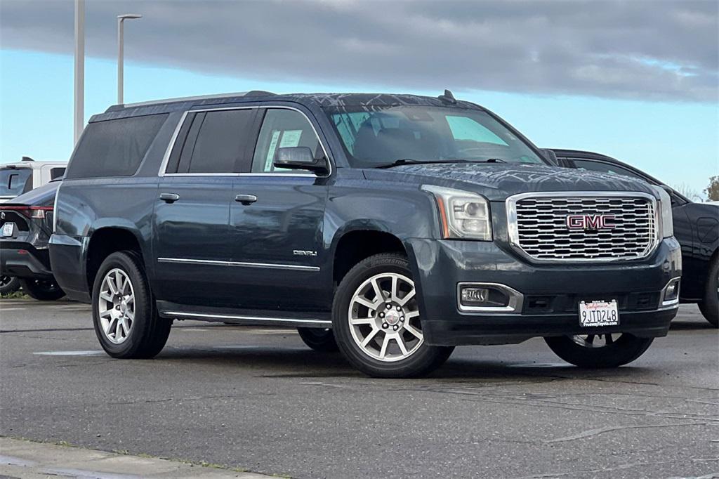 used 2019 GMC Yukon XL car, priced at $31,594