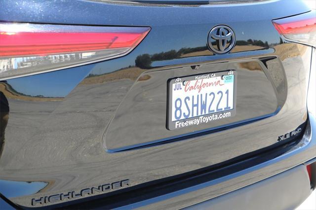 used 2020 Toyota Highlander car, priced at $24,994