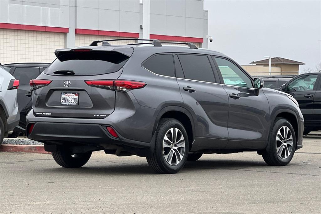 used 2023 Toyota Highlander car, priced at $31,694